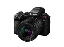 LUMIX  S5II + 20-60mm F3.5-5.6
