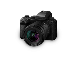 LUMIX  S5IIX + 20-60mm F3.5-5.6